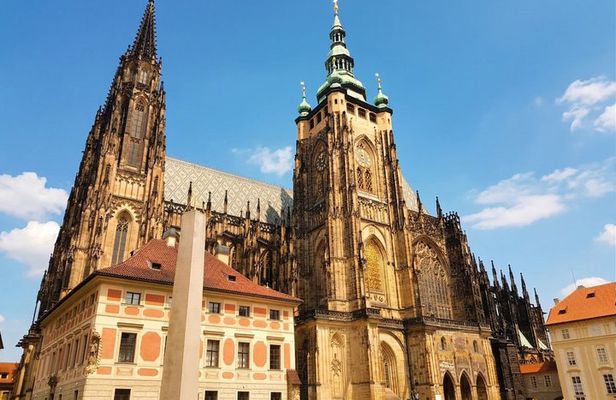 Prague Castle Ticket Including Audio Guide & 15min introduction