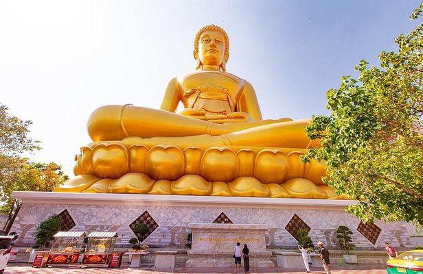 Longtail Boat Tour to Wat Pak Nam Temple and Flower Market