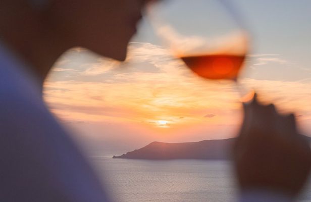 Santorini Wine Tour: Volcanic Vineyards & Secret Sunset View