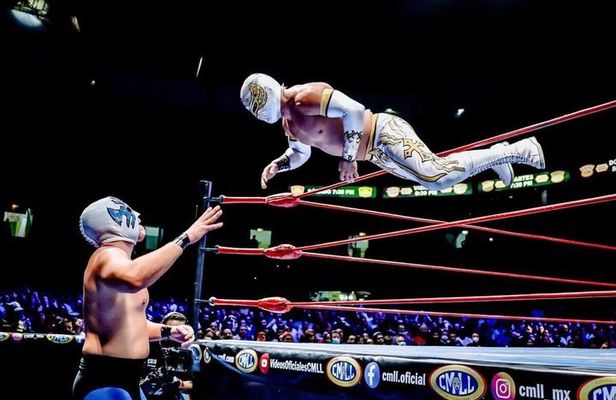 Wrestling Night at Arena Mexico