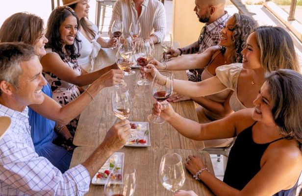 Paso Robles 3 Winery Tour with Lunch
