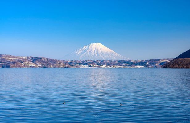 Noboribetsu, Lake Toya and Niseko Day Tour from Sapporo