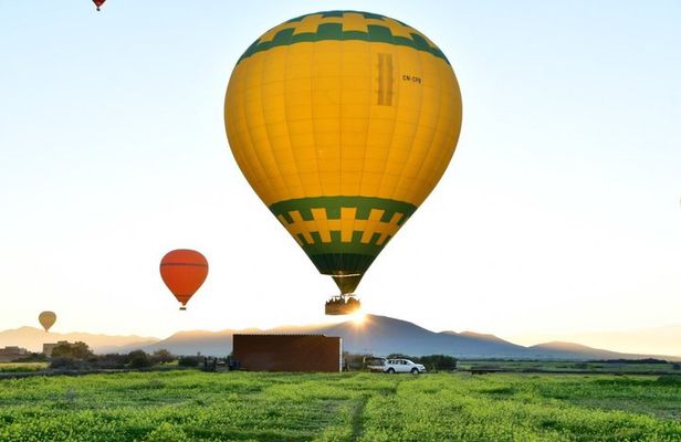 Marrakech: Balloon Flight, Berber Breakfast & Camel Ride