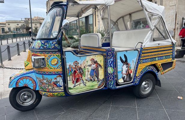 Tour of Syracuse Island of Ortigia by TUK TUK