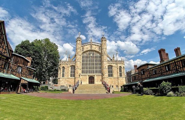 Windsor Castle and Oxford Small Group Tour