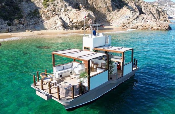 Cabos Premium Bar with Chef Menu and Tailored Vibe for 6