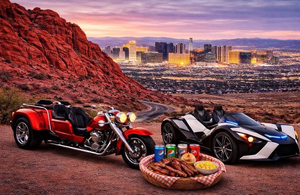 Vegas Strip and Red Rock Canyon Guided Trike or Slingshot Tour