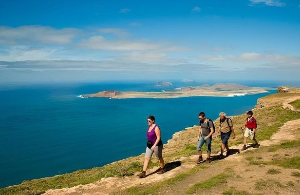 Hiking trail to the Crown Volcano and the Famara Rocks
