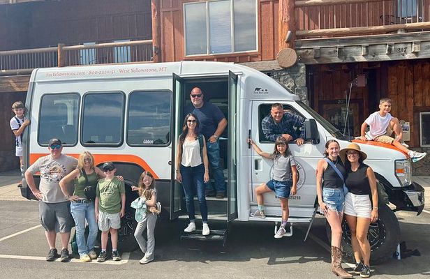 Private Yellowstone Tour with Lunch
