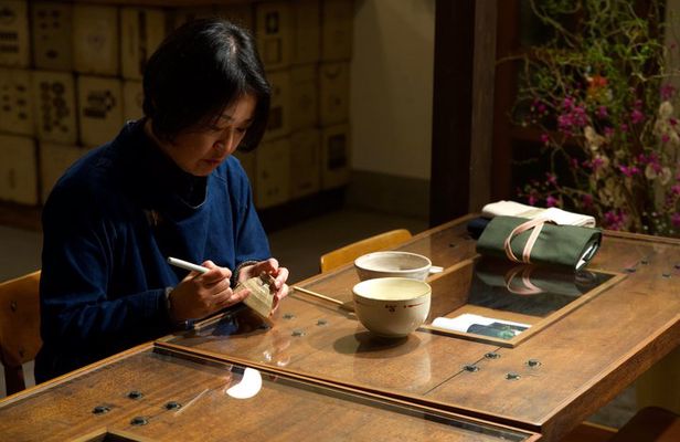 Kintsugi in Kyoto The Art of Golden Repair