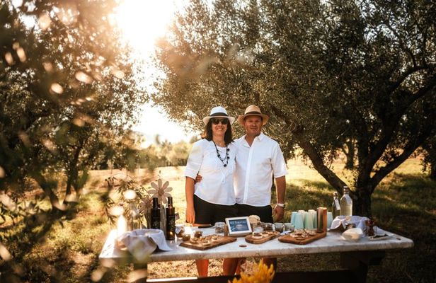 Olive Oil Tasting Experience A Journey of Flavors and Aromas