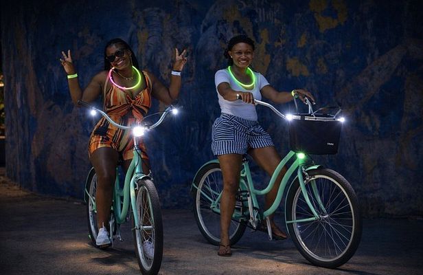 Night Glow Bike Tour in San Juan and Condado