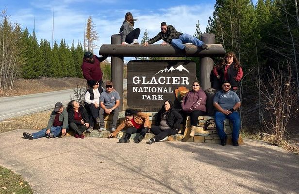 Private East Glacier Sightseeing Tour with Lunch Included