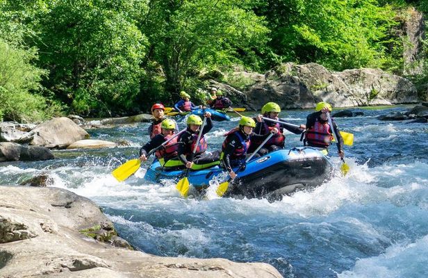 Rafting Adventure in Lake Lima with Equipment and Instructor