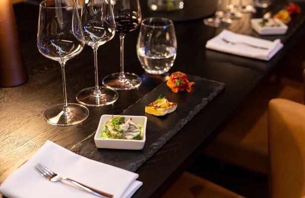 Cultural Connections Canapés and Wine Experience in Adelaide