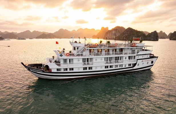 The Best Halong Bay Overnight Cruise –CozyBay Grand-All Inclusive