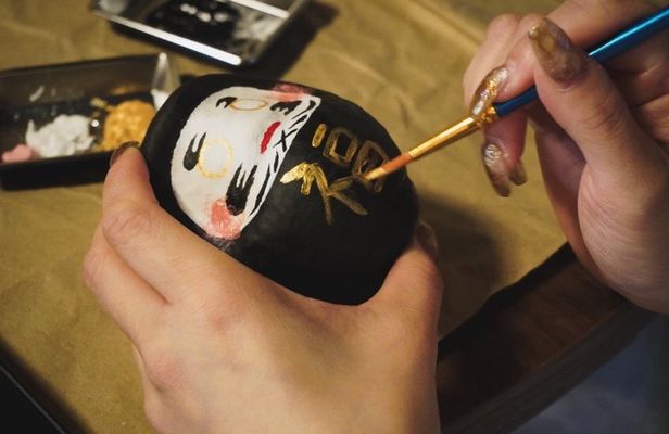 Kyoto Daruma Art Experience – Paint Your Identity