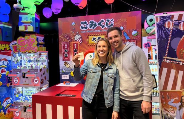Tokyo: Vending Machine Adventure Walking Tour