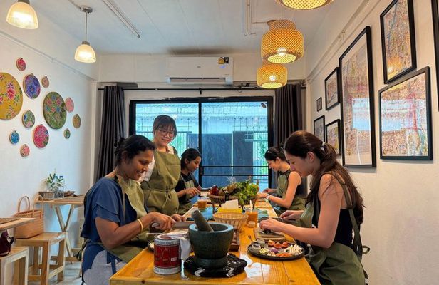 Authentic Thai Cooking Class in Bangkok with Market Visit