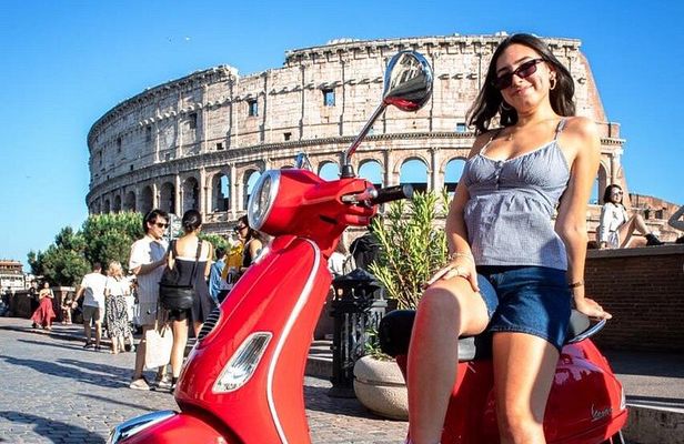 Rome by Vespa Experience