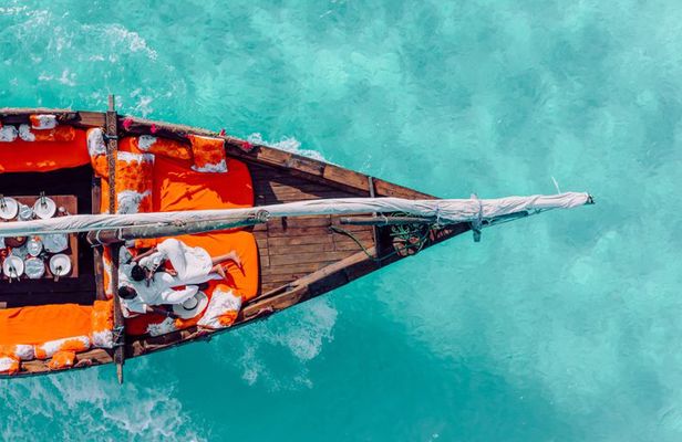 Private Mnemba luxury with Dhow