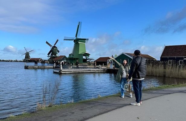Amsterdam Zaanse Schans Windmills Clogs Cheese Small Group Tour