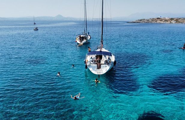 Sailing Cruise to Dia Island with Drinks and Meal