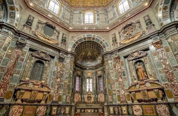 Semi-Private Michelangelo Experience David and Medici Tombs