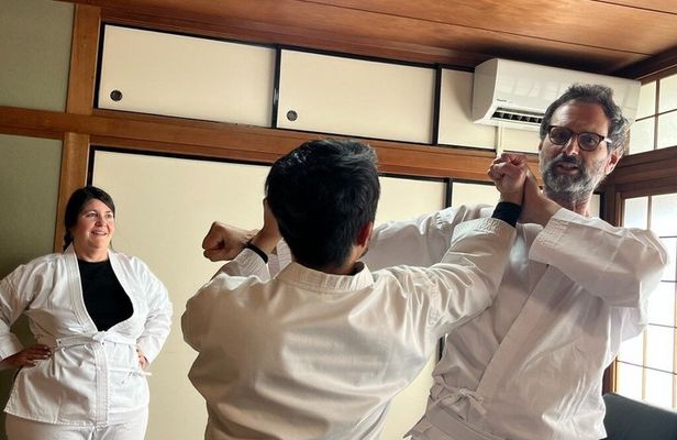 Kagoshima Karate Experience | SAMURAI Spirit & Board Breaking