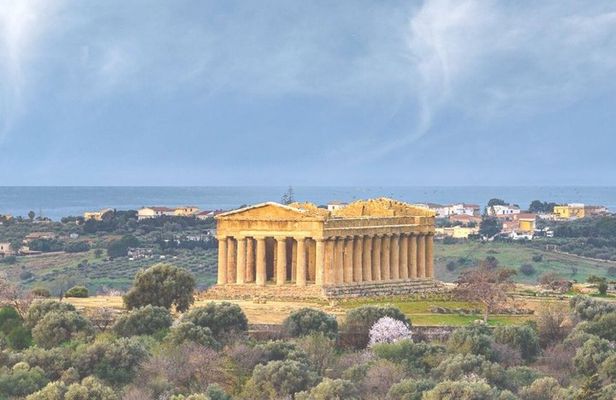 From Palermo: Excursion to the Valley of the Temples and Piazza Armerina