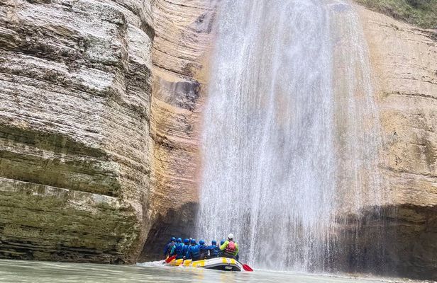 Osumi Canyon Adventure - Rafting & Tubing