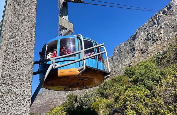 Cape Town Table Mountain Cable Car and Signal Hill