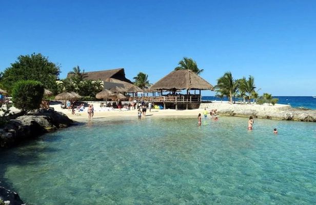Chankanaab Park: Admission and Transportation Included in Cozumel