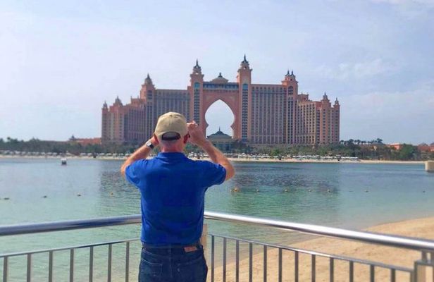 Abu Dhabi to Dubai Full-Day Private Tour with Hotel Pickup