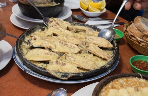 Mercado Meals Santiago Food Tour with 12+ Tastings