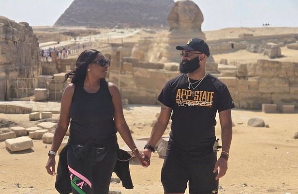Private Giza Pyramids, Sphinx & Grand Egyptian Museum Tour