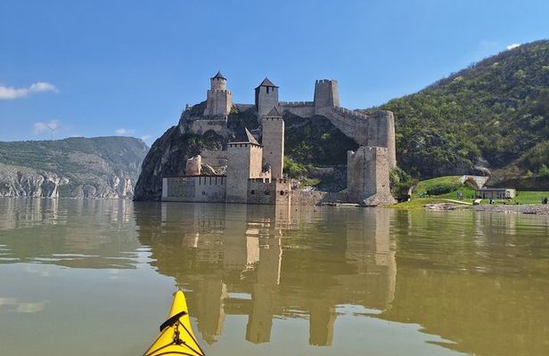 Golubac Fortress kayak tour