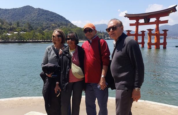 7 hours Private Customizable Walking Tour in Hiroshima