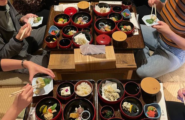 Hidden Vegan Kyoto and Local Food Journey with a Local