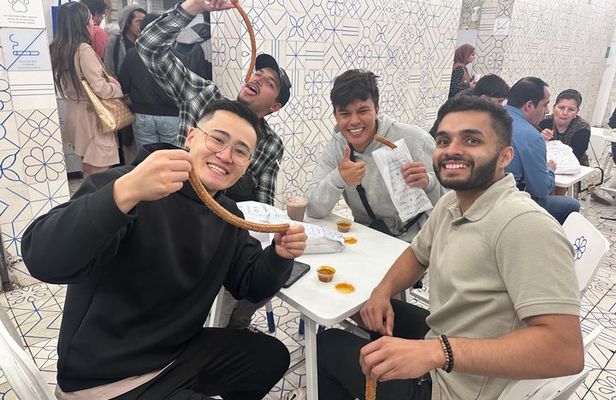 Bike, tacos and Cable Car Tour in Mexico City