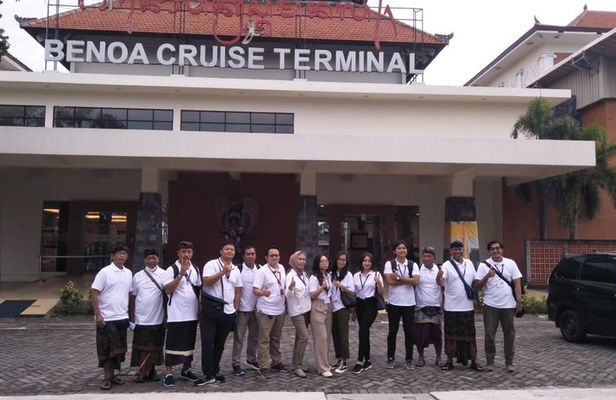 Bali Benoa shore excursion: Holy Spring temple & Private Blessing