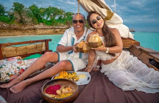 Tumbatu Half Day Dhow with Snorkelling and Sunset