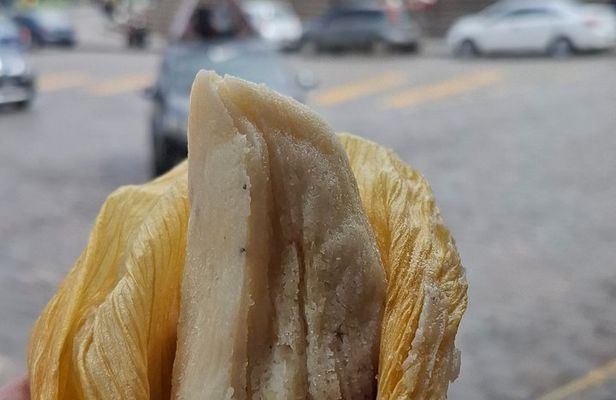 Cusco Street Food Tour and Pisco Tasting Experience