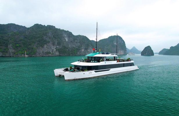 Luxury Halong Bay Day Cruise With GREAT Boat, Meal & Service
