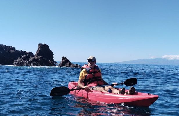 Private Kayak & Snorkel in Alcalá: single kayaks, max. 6 people