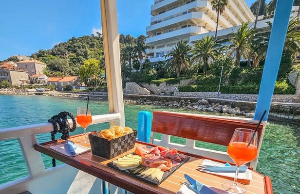 Dubrovnik and Cavtat Blue Cave Island Tour with Drinks and Brunch