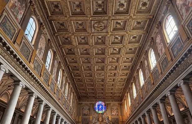 Tour with direct access to Santa Maria Maggiore, Museums and Terraces