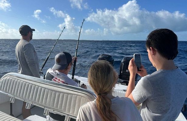 Private Fishing by Speedboat & Snorkeling Adventure / Hurghada