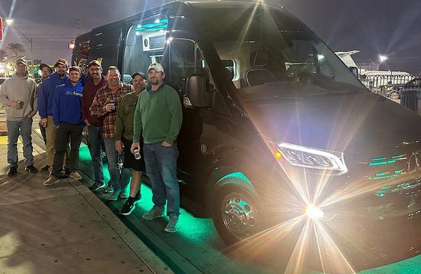 Viva Luxe Vegas Experiences Luxury Tours with Scenic Views