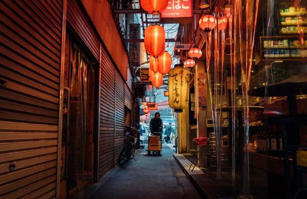 Night out as if you were a local Japanese.